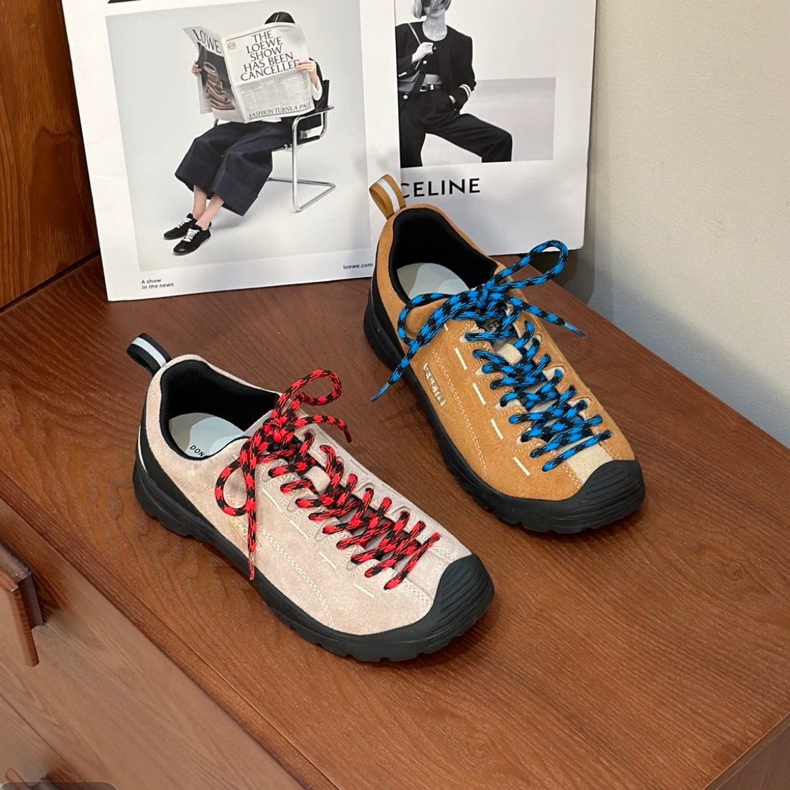 Mountaineering shoes, women's  - đánh giá và giá Outdoor Sports Shoes