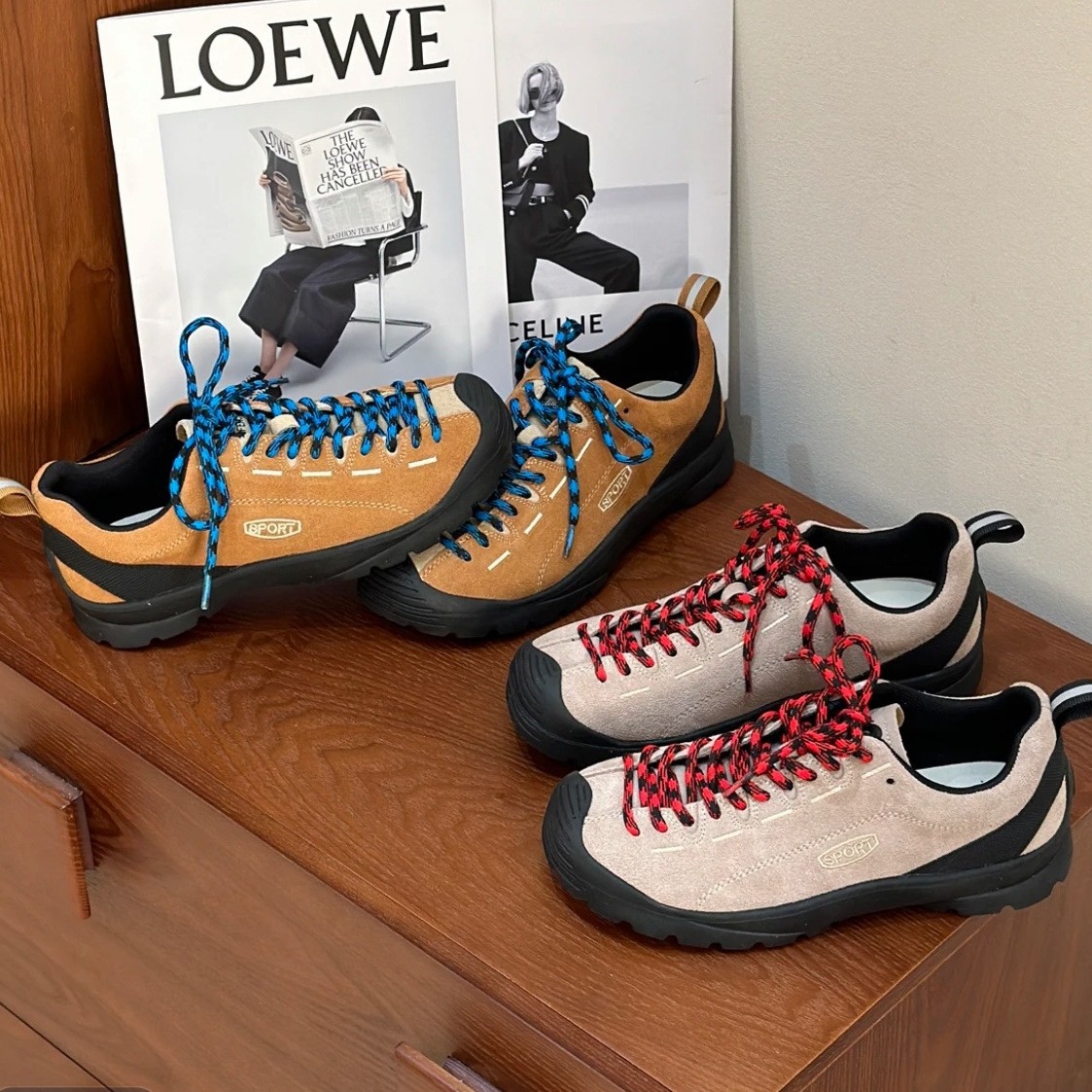 Mountaineering shoes, women's  - đánh giá và giá Outdoor Sports Shoes